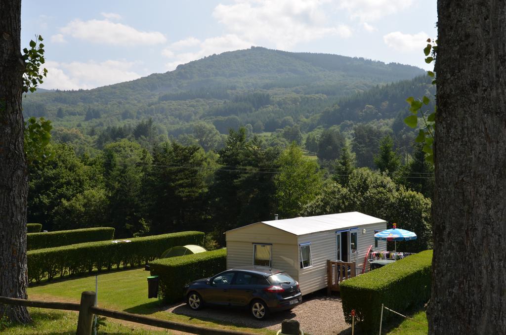 Camping " Le Grun De Chignore" Vollore-Ville Room photo